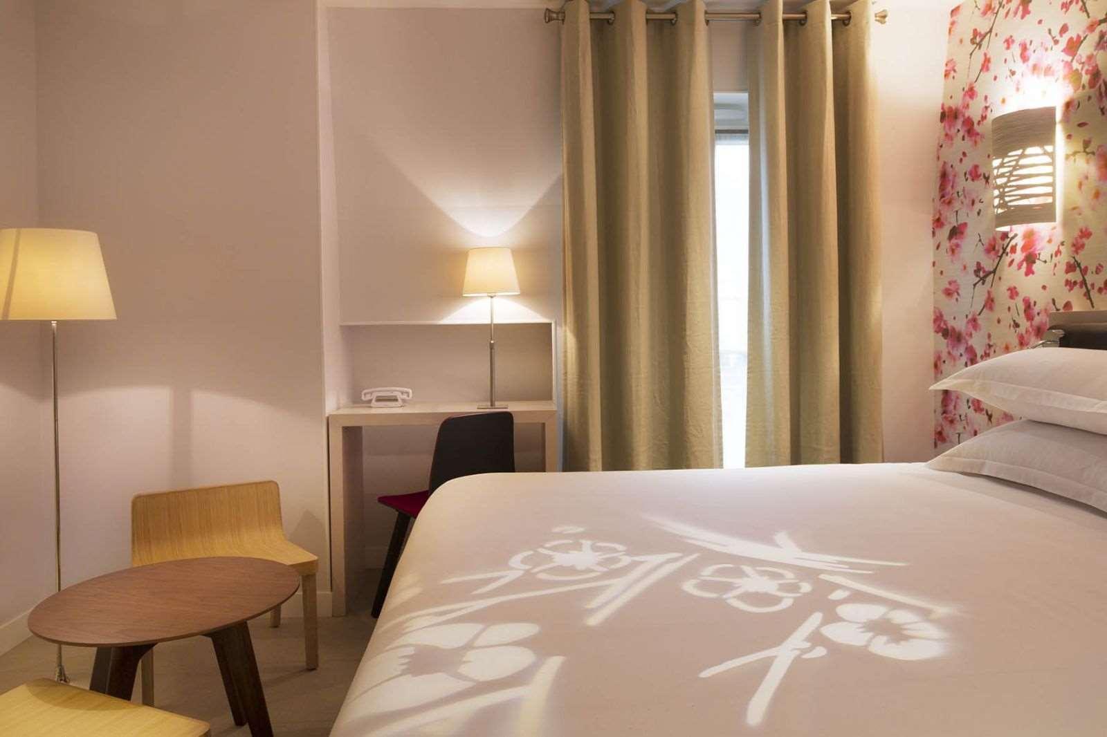 Hotel Eden Париж Екстериор снимка