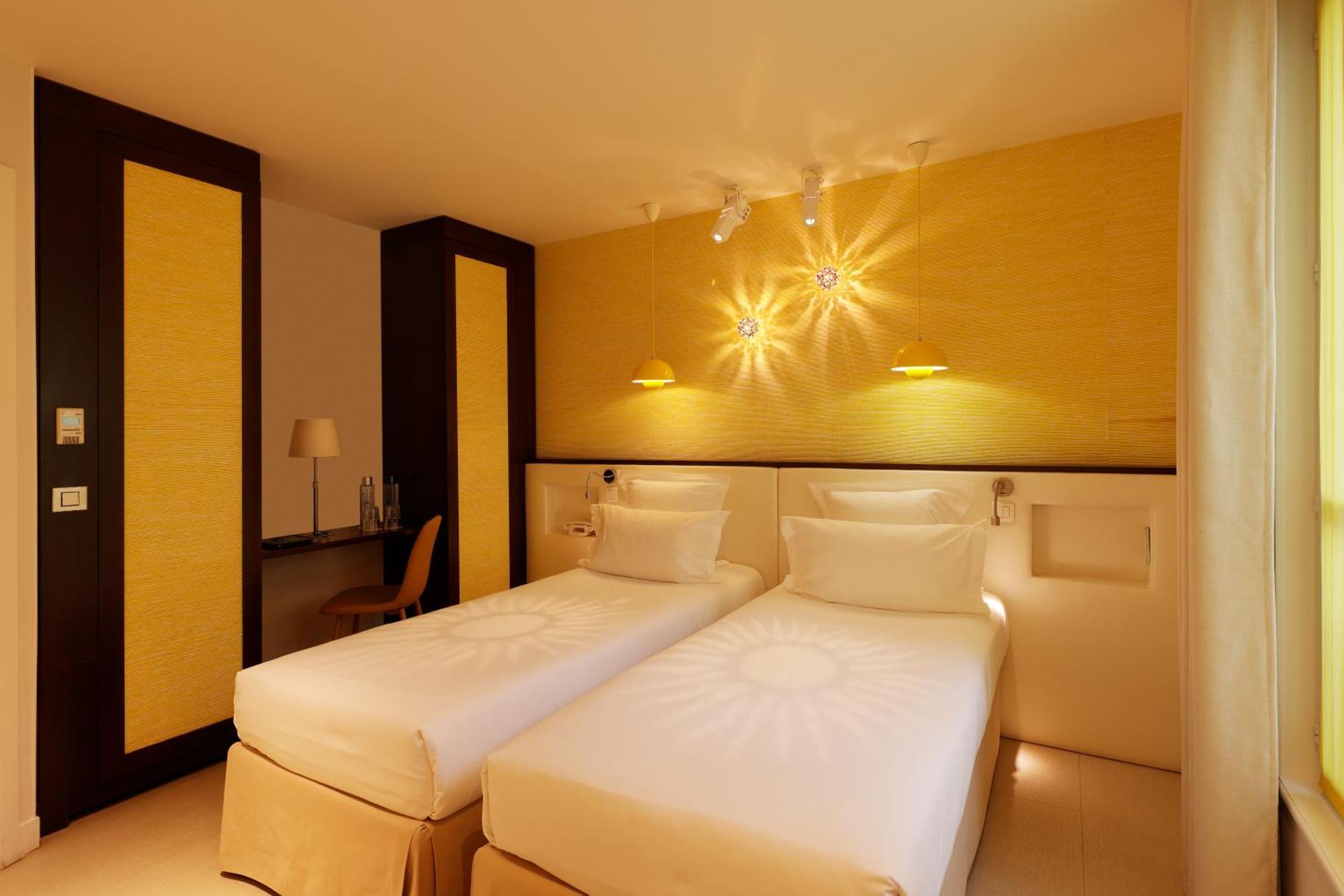 Hotel Eden Париж Екстериор снимка